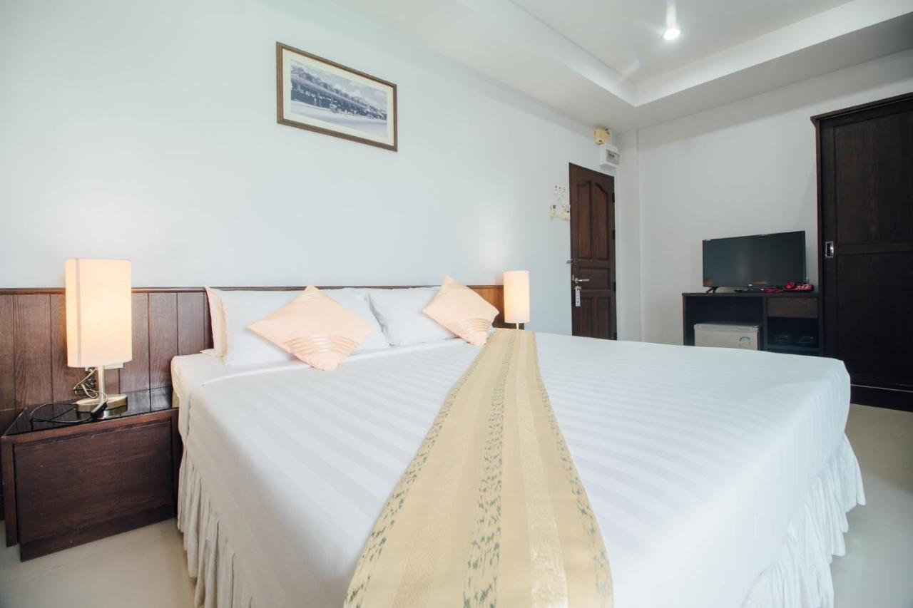 Iyara Hua Hin Lodge Экстерьер фото